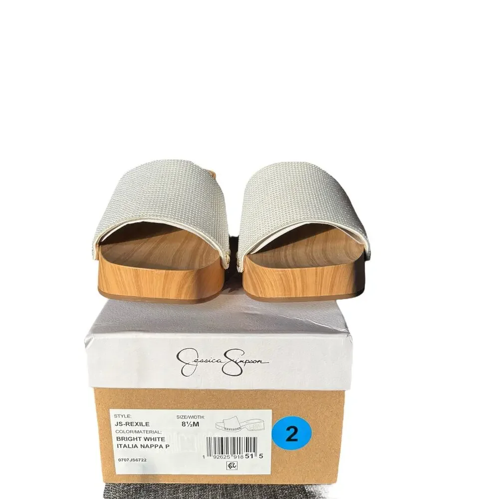 NWT Jessica Simpson Women’s Rexile White Studded Clogs Size 8.5 M Comfort Slip-O